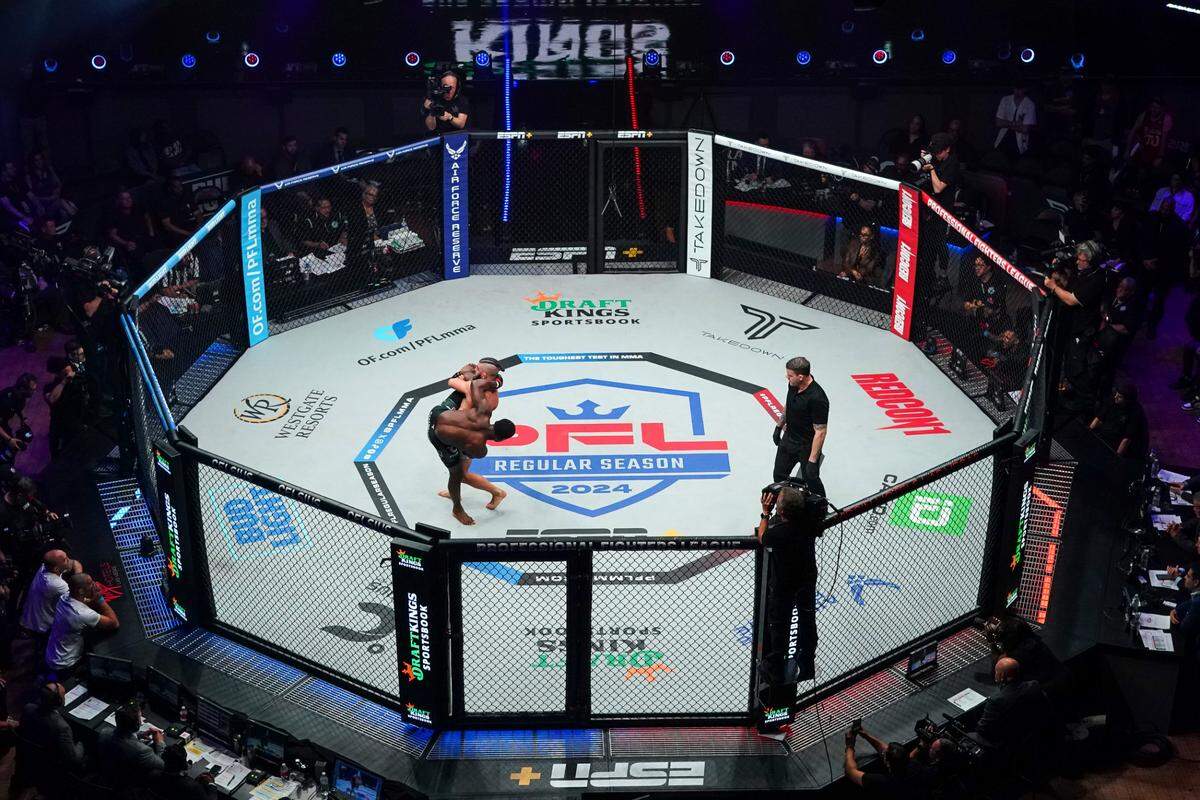 Impa Kasanganay and Alex Polizzi battle during 2024 PFL 2 at The Theater at Virgin Hotels in Las Vegas on Friday, April 12, 2024.
