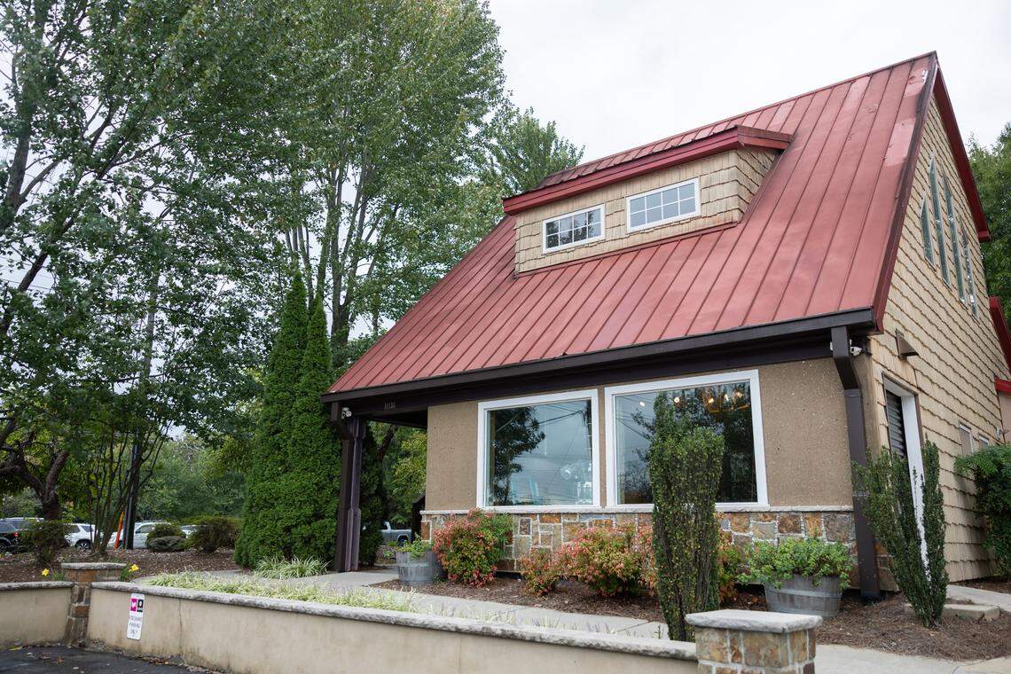 The tasting room at Oaklore Distilling Co. in Matthews on Tuesday, Sept. 30.