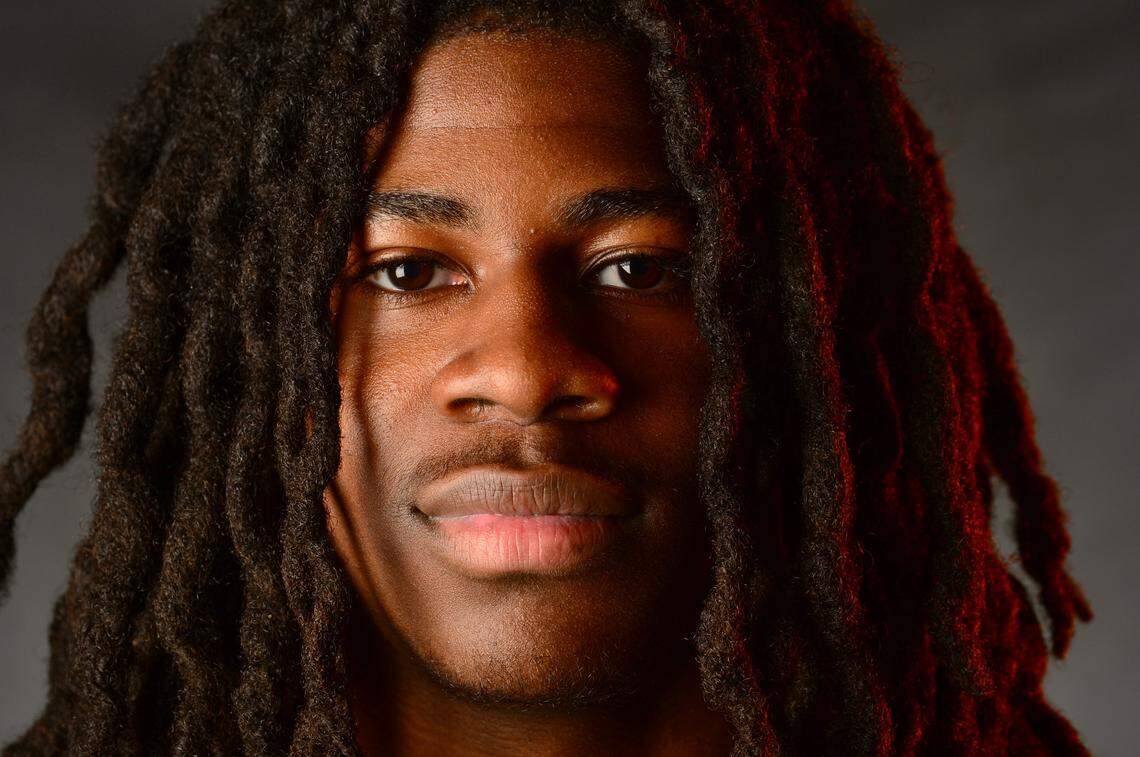 West Charlotte Lions wide receiver Donte Nicholson on Tuesday, December 9, 2025.