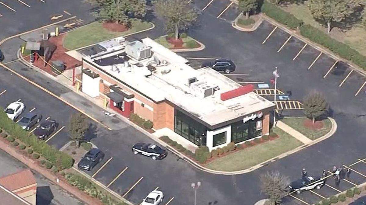  One person was seriously injured in a shooting in a Huntersville Wendy’s parking lot Tuesday afternoon.