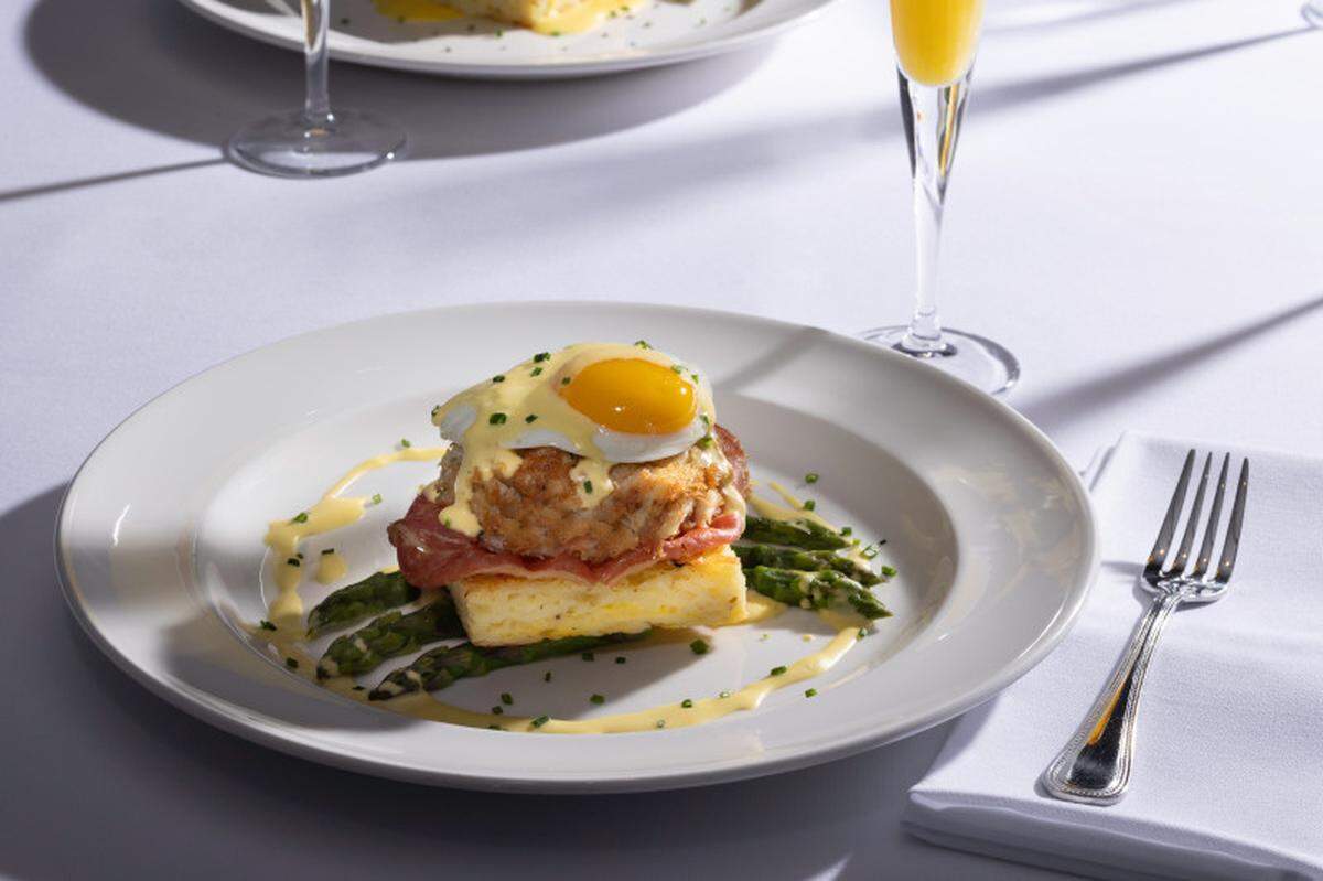 The Capital Grille’s crab cake benedict.