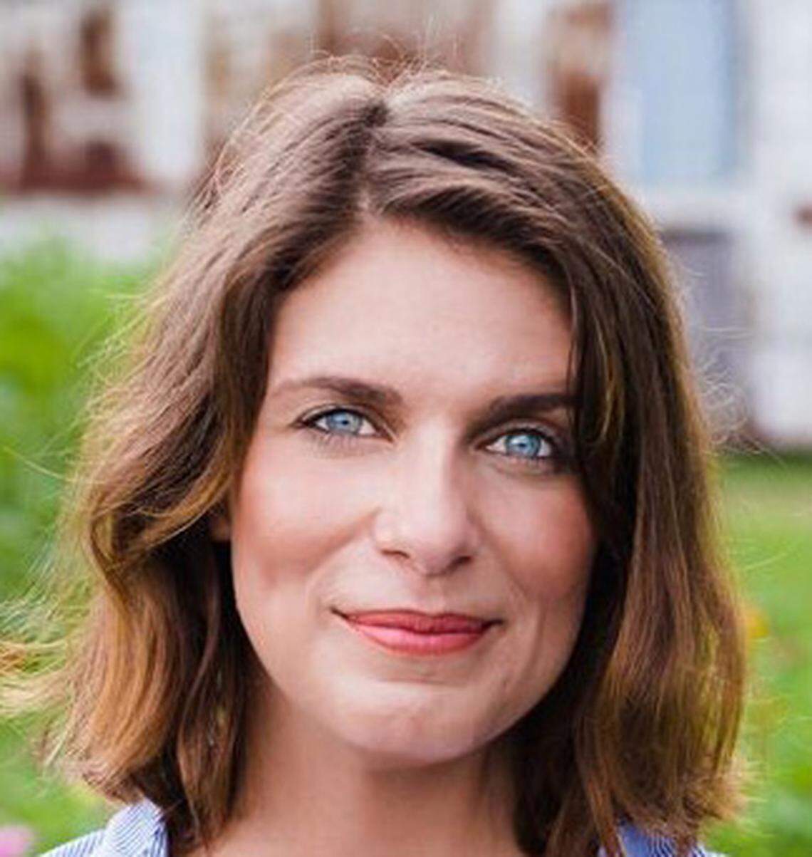 Vivian Howard