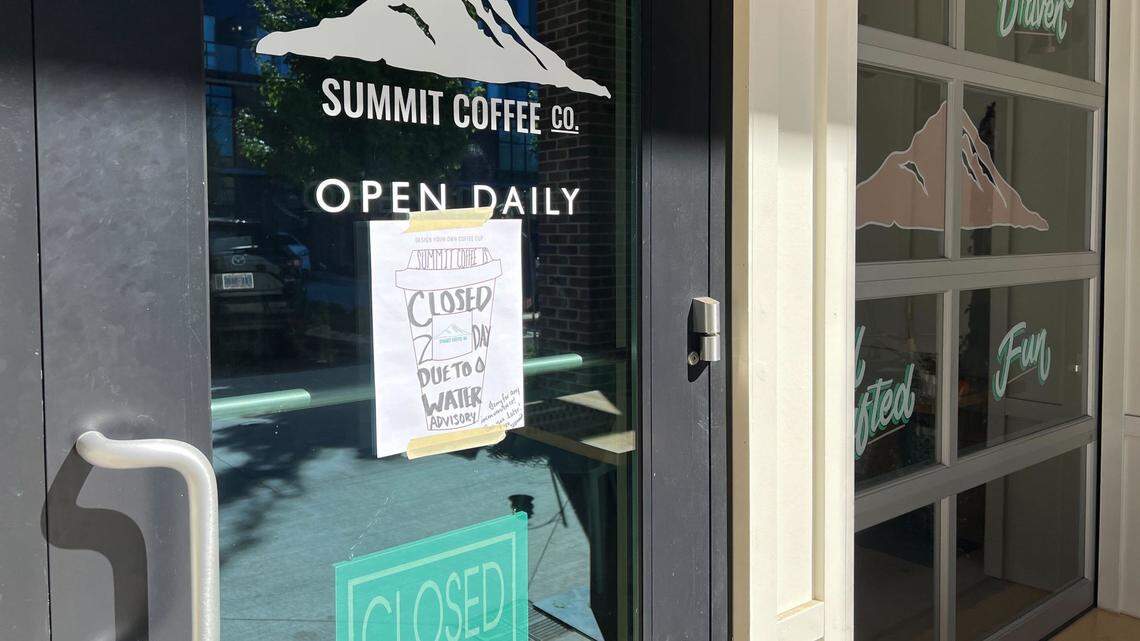 Charlotte restaurants closed early, destroyed tainted ice, lost sales after water incident