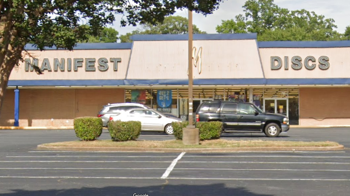 Manifest Discs on South Boulevard is closing after two decades selling CDs and vinyl albums. It did not give a specific date for when the store will close.