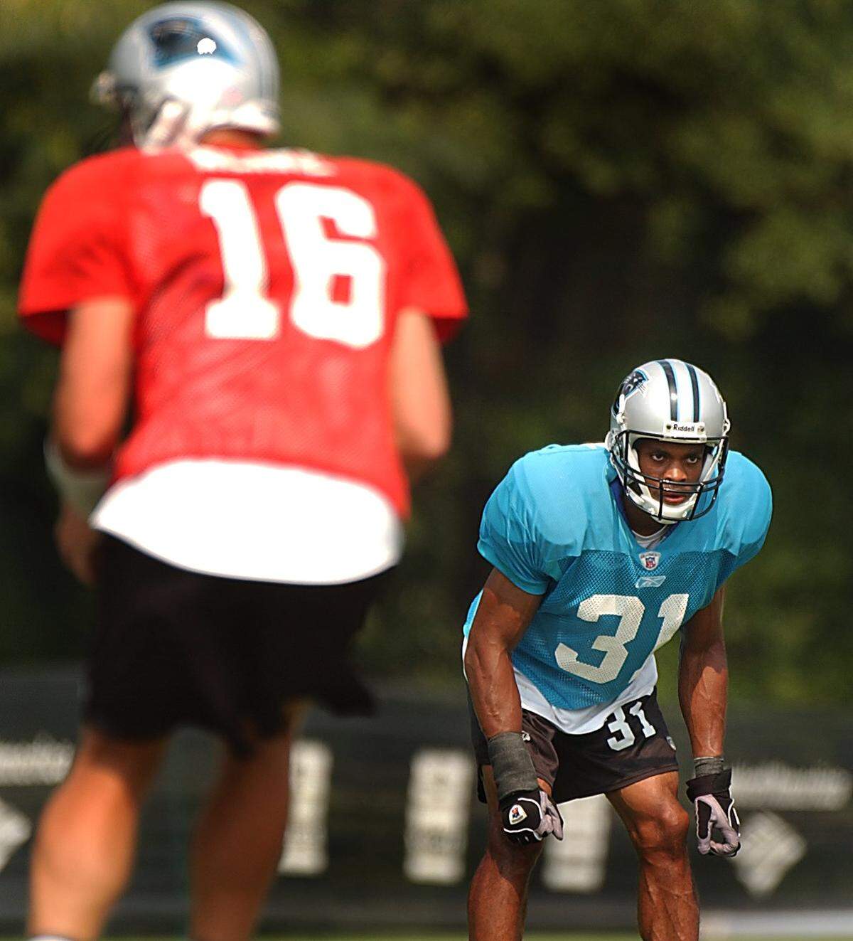Cornerback Fred Vinson (31) attempted a comeback with the Carolina Panthers but ultimately never played after his rookie season in 1999.