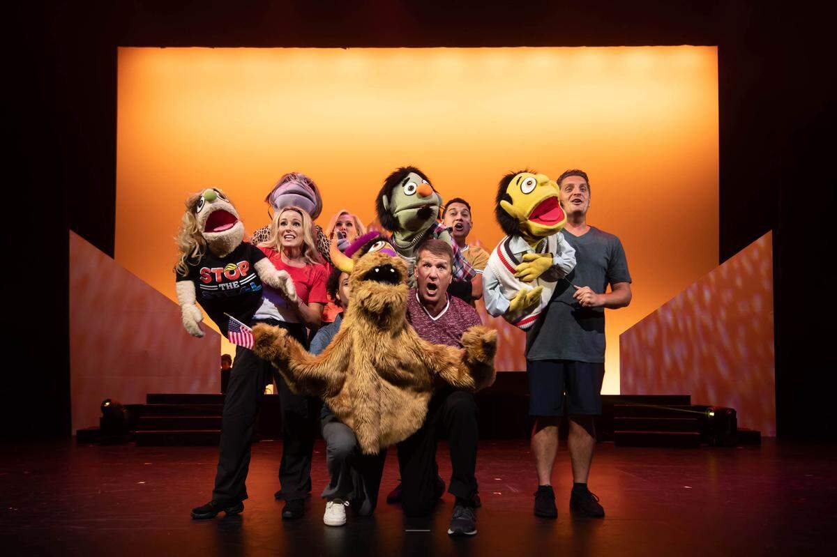 From left to right: Johanna Jowett, Susan Roberts Knowlson, Patrick Ratchford, Alex Aguilar and Jeff Stetson in “Charlotte Squawks 16: Going Viral!”