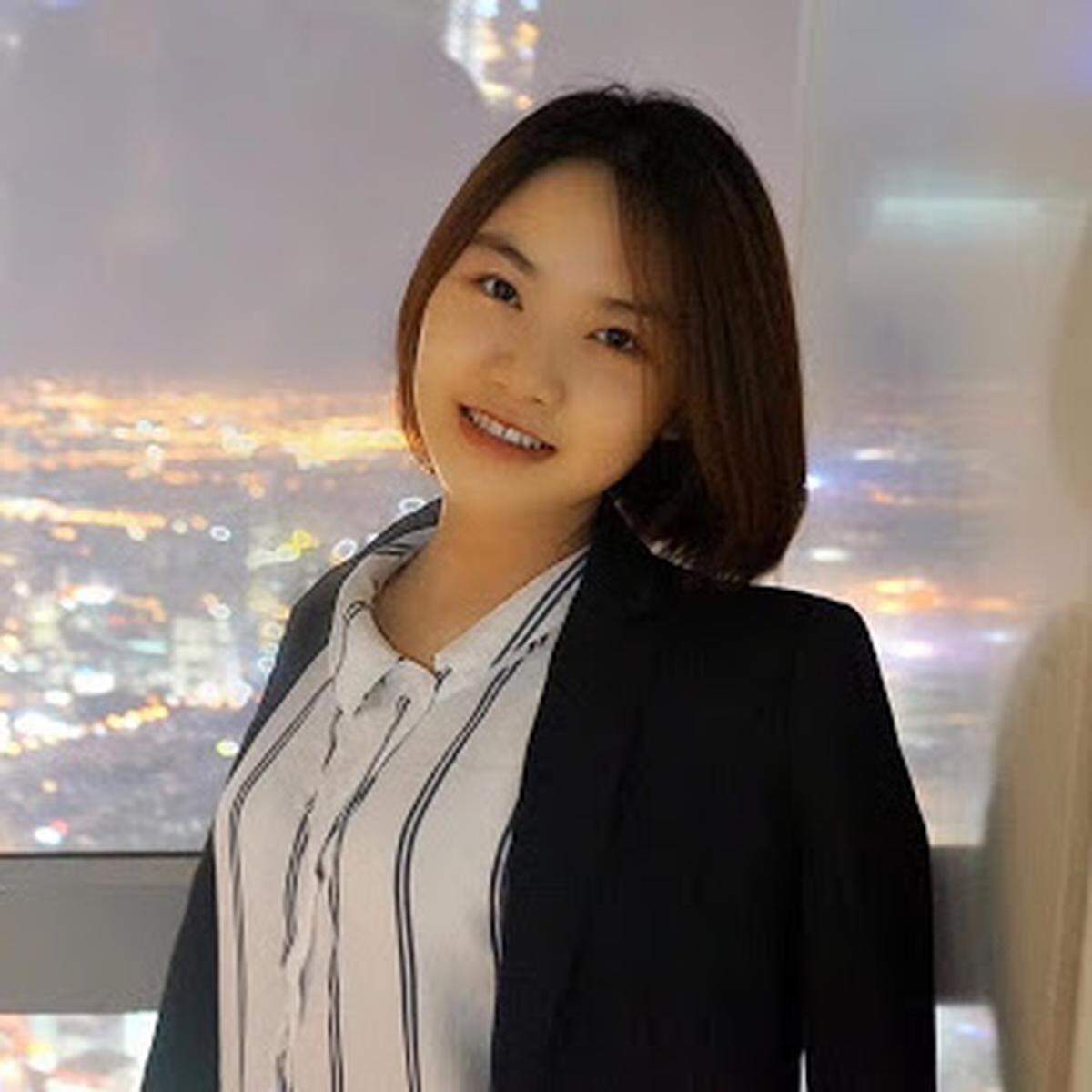 Yiwen Lu is joining our metro desk this summer. She attends University of Chicago and will graduate Jan. 2023.
