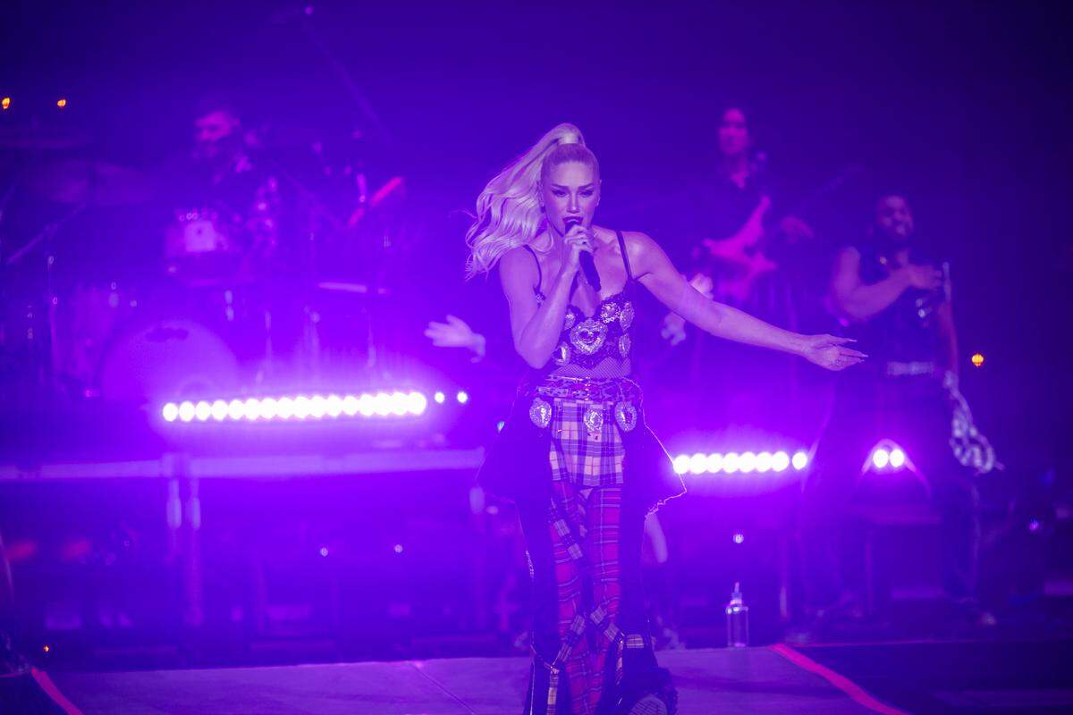 Gwen Stefani performs at Charlotte’s 2025 Lovin’ Life Festival.
