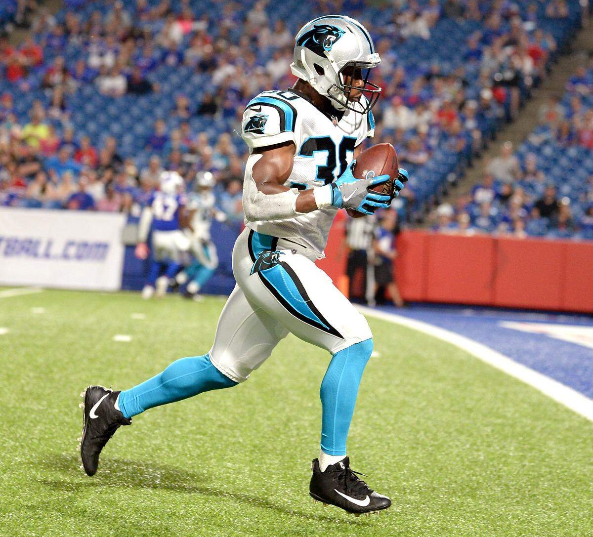 Before he got hurt last August, Panthers running back Elijah Hood caught this pass and scored against Buffalo in a preseason game.