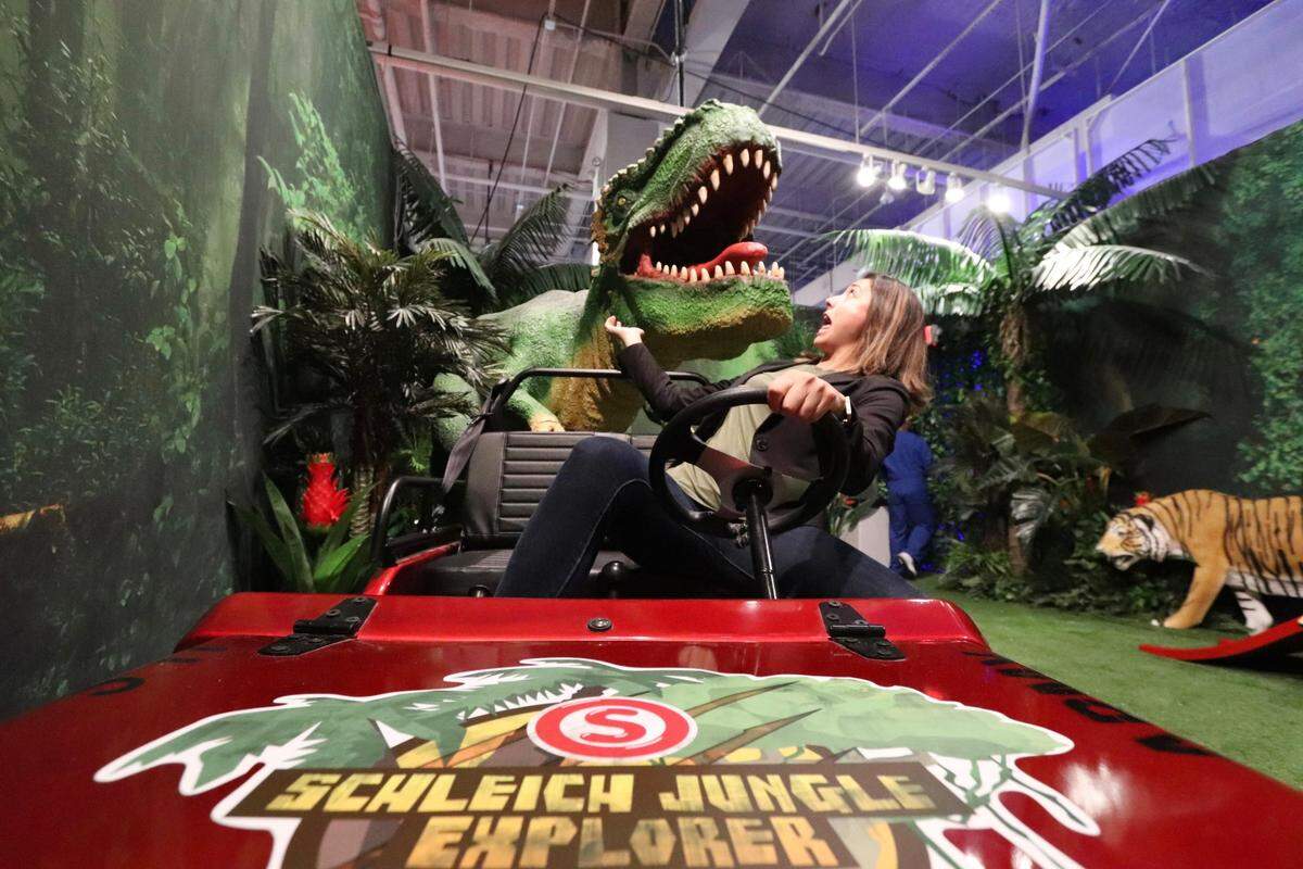 Marketing communications specialist Lana West has to keep social media notifications on for her job, but she has deactivated her personal alerts. “However, that is not to say that I do not find myself getting sucked into the vortex once in a while,” she told CharlotteFive. West is shown here at the Toys r Us Adventure in Chicago on behalf of Schleich USA.