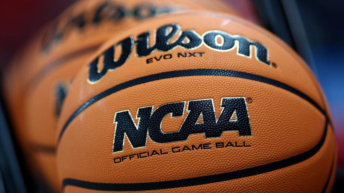 Charlotte man admits to role in college basketball bribery and gambling scheme