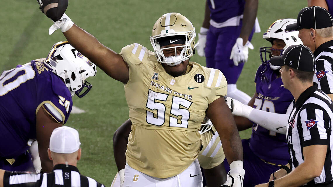 Charlotte football vs. UNC first look: Betting odds, key matchup, player to watch