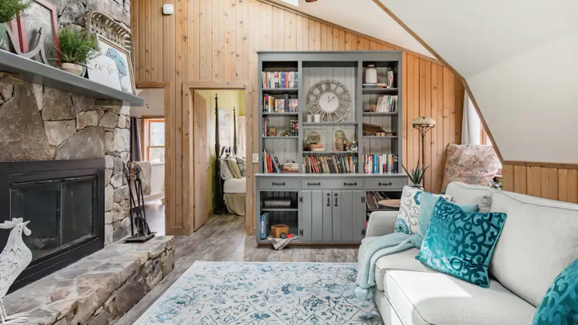 These images can only be used with stories related to Airbnb listings.