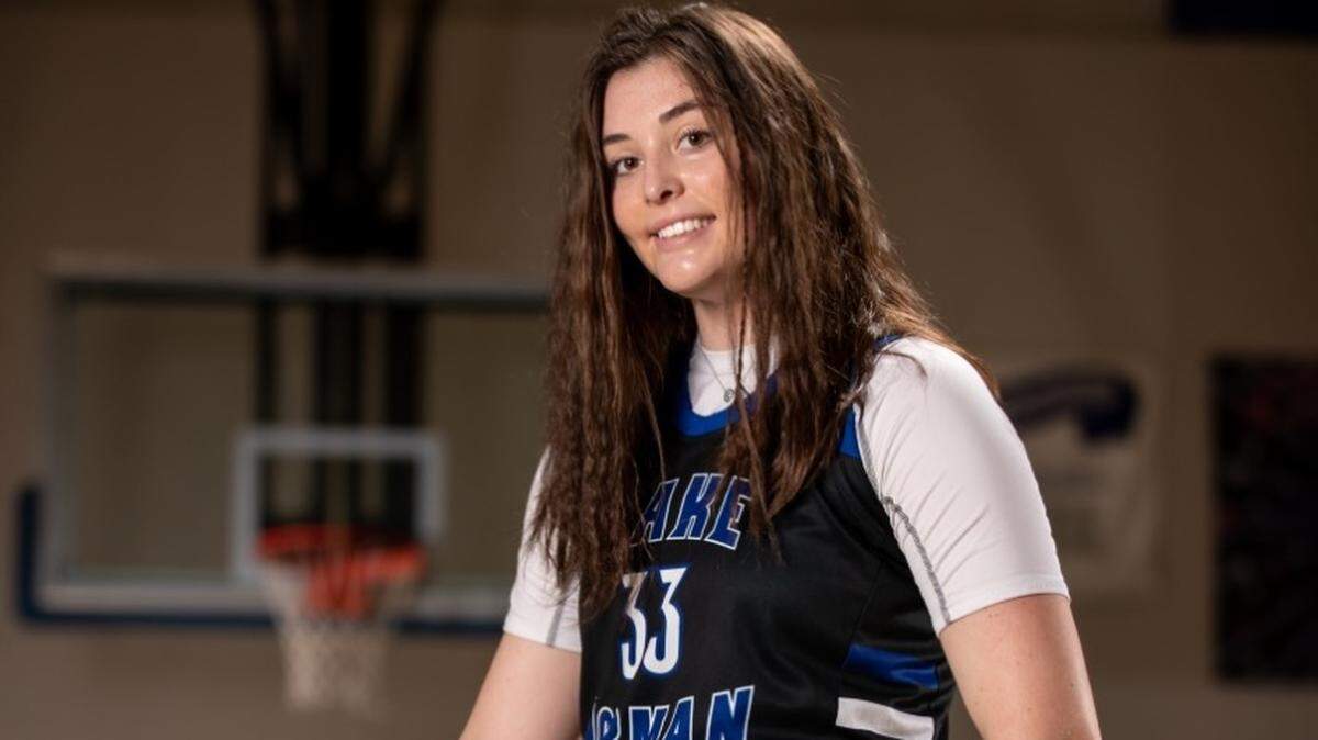 Lake Norman girls basketball player Aly Wadkovsky