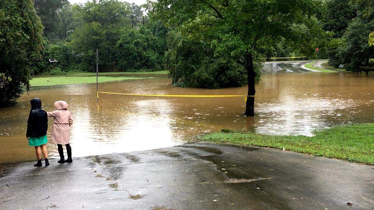 Flooding at Chilton Place in South Charlotte as Florence dropped rain in the Carolinas Sunday, September 16, 2018.