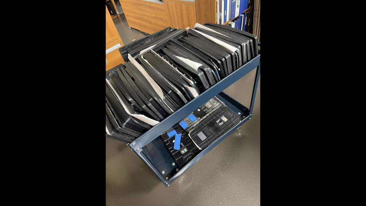 Detectives were able to track the stolen mirror to a home on Antietam Loop in North Stafford where deputies “discovered a literal house of mirrors and recovered 206 truck mirrors, including the stolen mirror with the AirTag.”