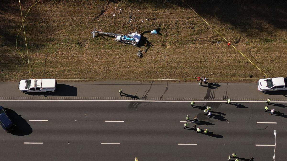 Charlotte meteorologist and pilot from WBTV killed in helicopter crash off Interstate 77