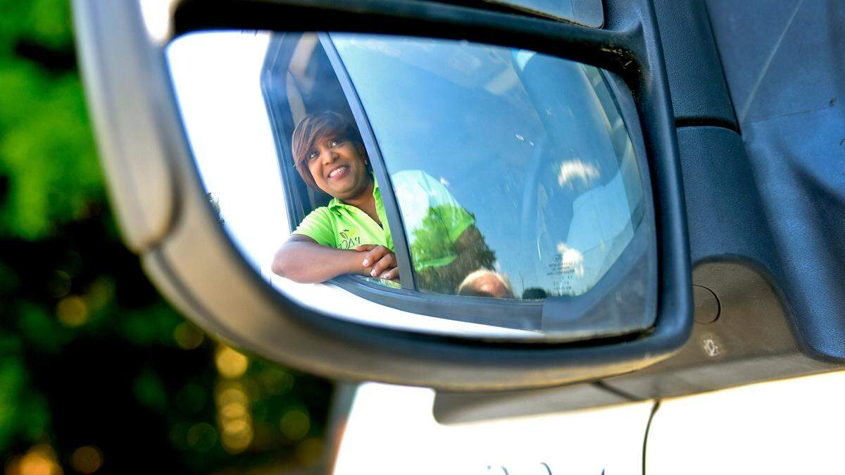 Perdensal Springs was diagnosed with COVID-19 7 months ago. She no longer tests positive for the coronavirus but she is far from recovered as symptoms persist. One day in late April, Springs took longer than usual getting ready for her job transporting seniors for the nonprofit PACE of the Southern Piedmont. She says that lately itÕs been the little things that get her tangled up.