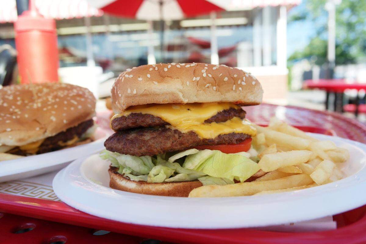 The Zack’s Special burger at Zack’s features two patties, American cheese, lettuce, tomato, pickles, onions, mayonnaise and special sauce.