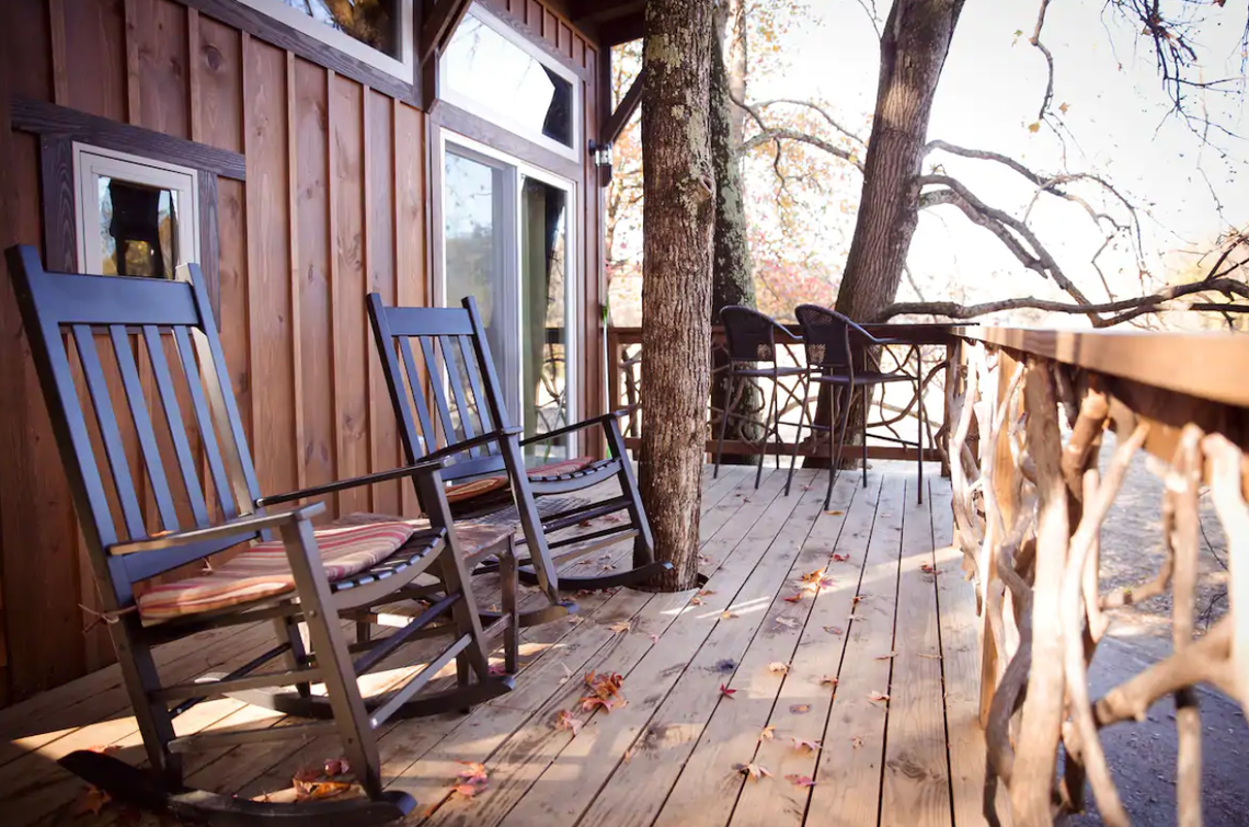 These images can only be used with stories related to Airbnb listings.