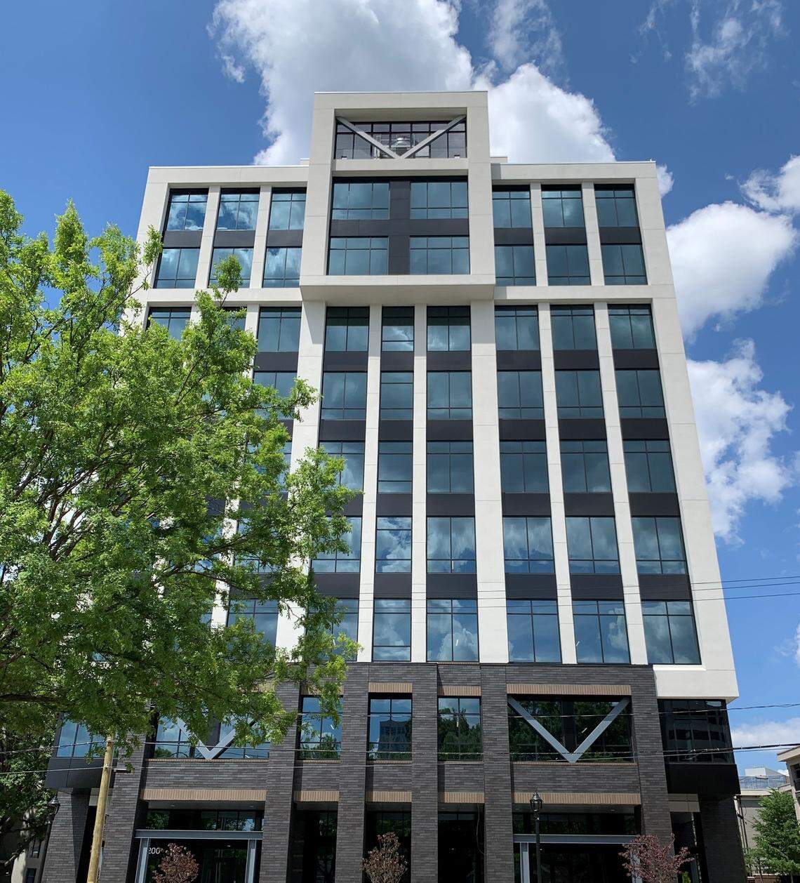 USAA offers insurance, investing and banking to U.S. military and veterans and their families.