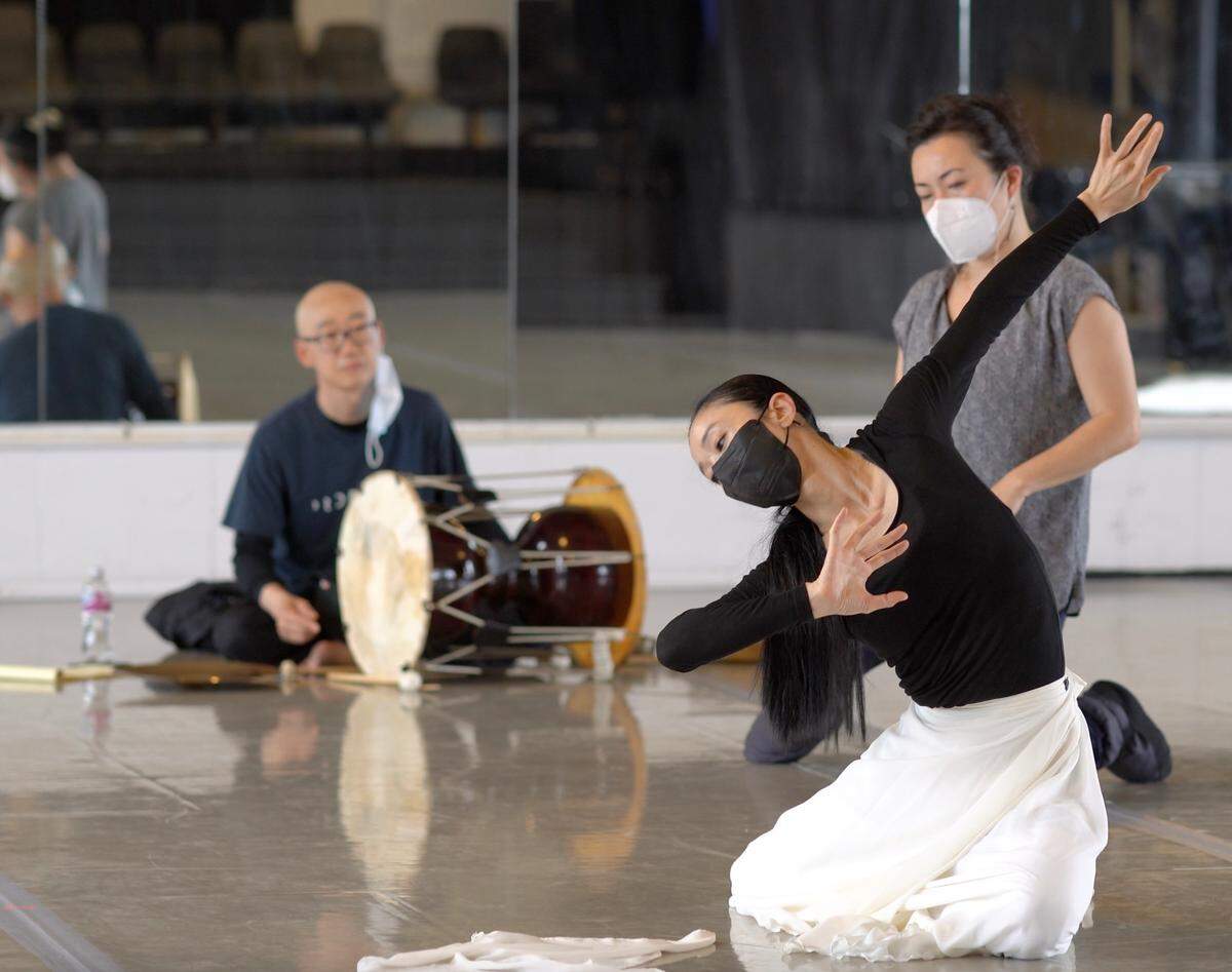 From left, Vong Pak, Kim Jones and So Young at a rehearsal in New York City ahead of a performance at UNC Charlotte Jan. 28 featuring Jones’ work reimagining the choreography of Choi Seung Hee, Korea’s first female modern dancer.​