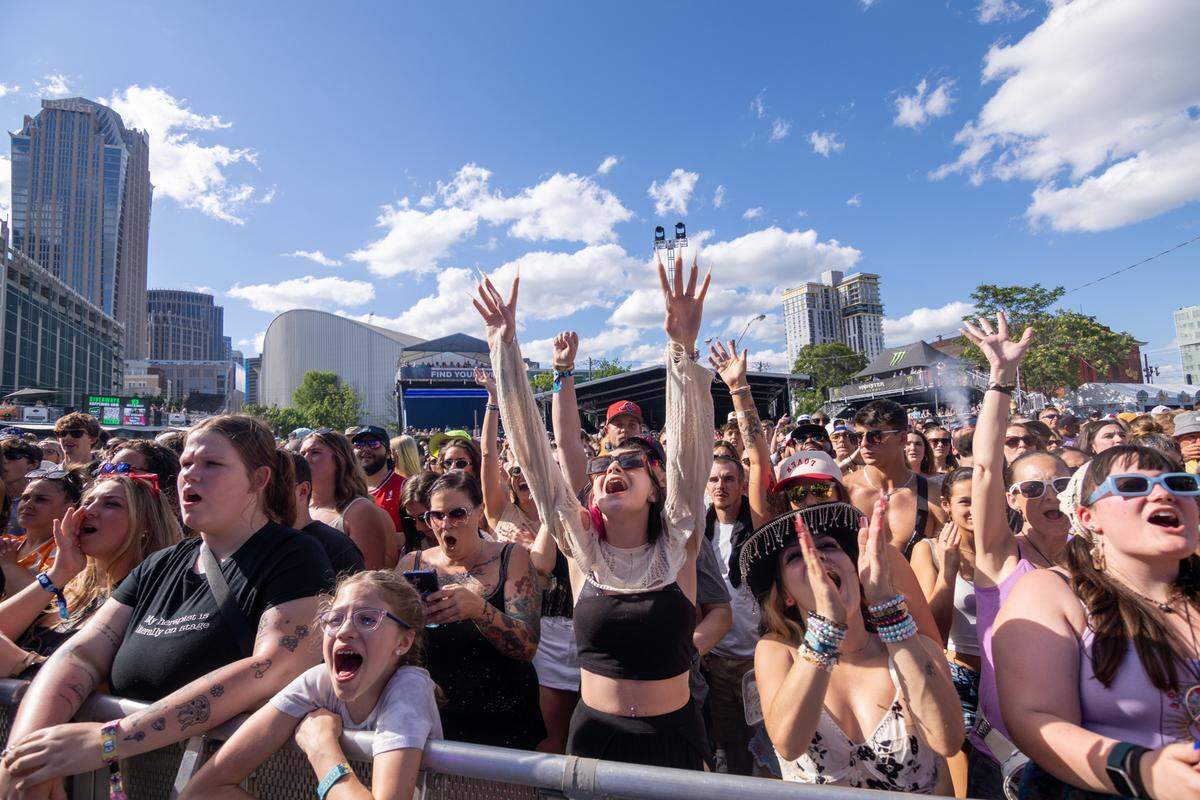 Fans at Lovin’ Life Music Fest on Sunday, May 4, 2025.