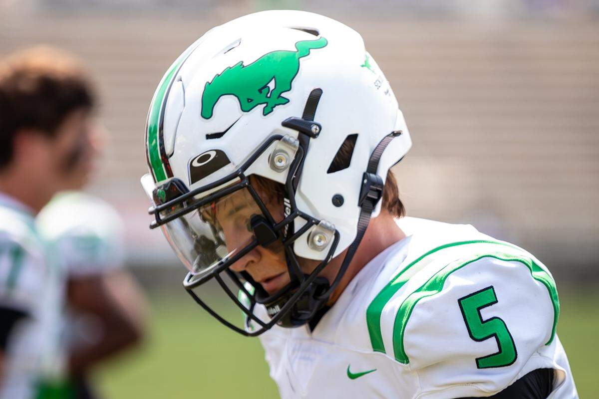 Myers Park is defeated by Charlotte Christian in the last quarter