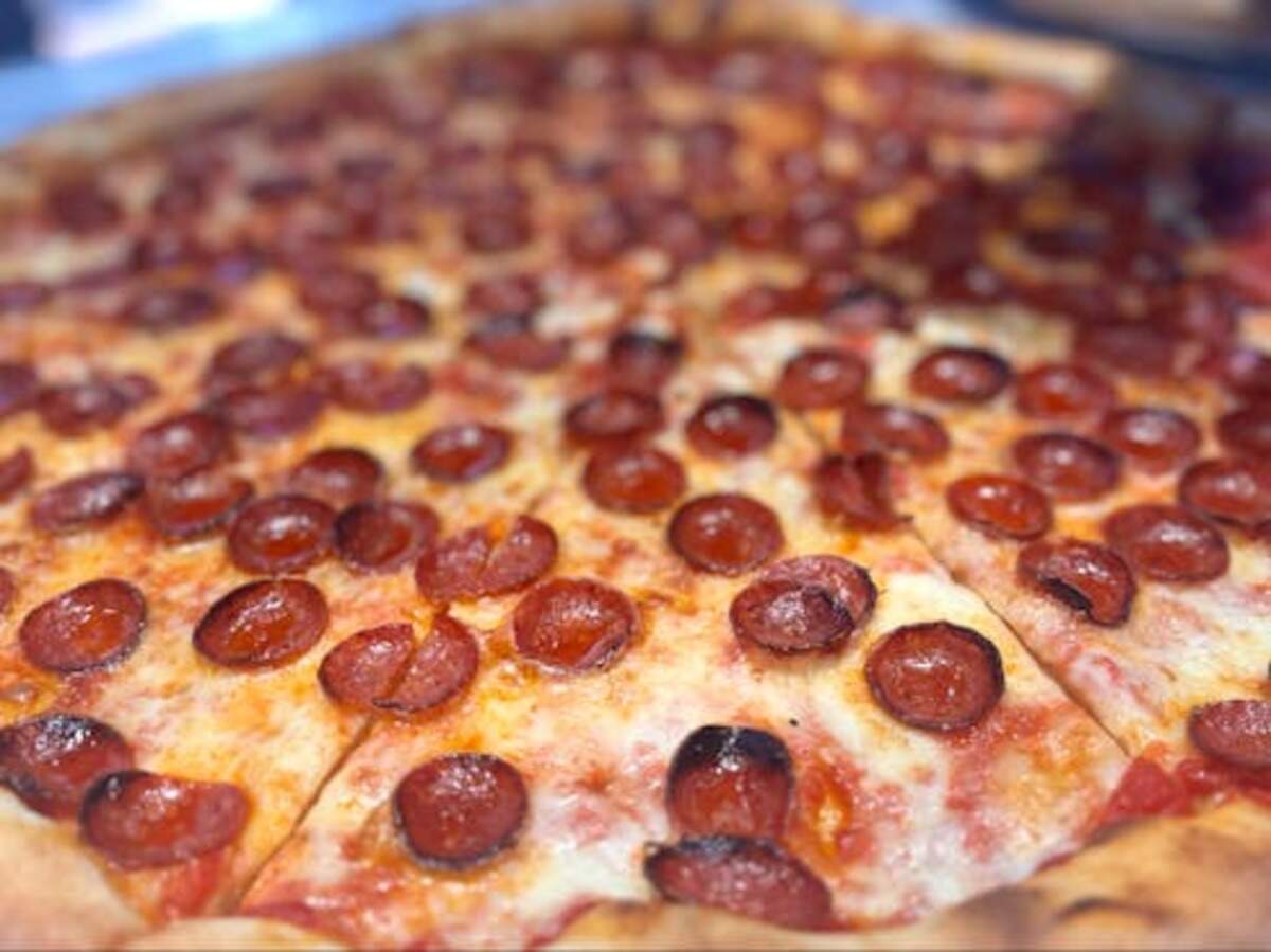 NY Classic Pepperoni at Fat Guy New York Style Pizza in Davidson