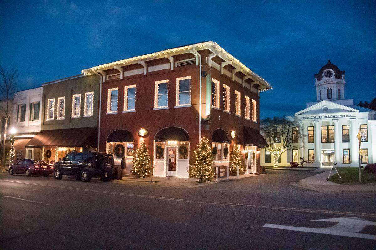The Everett Hotel in Bryson City is seasonally decorated for the holidays.