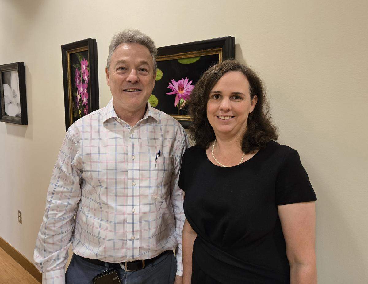 Dr. Jordan Lipton and Dr. Elizabeth Abernathy are providing healthcare through concierge services.