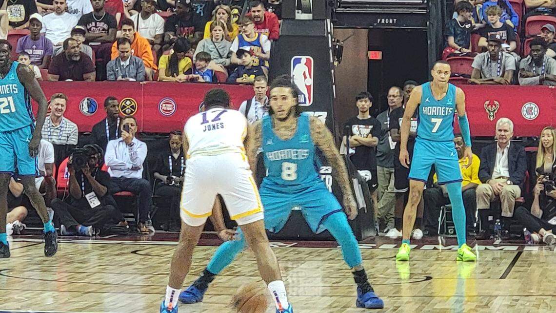 LiAngelo Ball guards Los Angeles’ Mason Jones in Las Vegas Summer League action on Sunday.