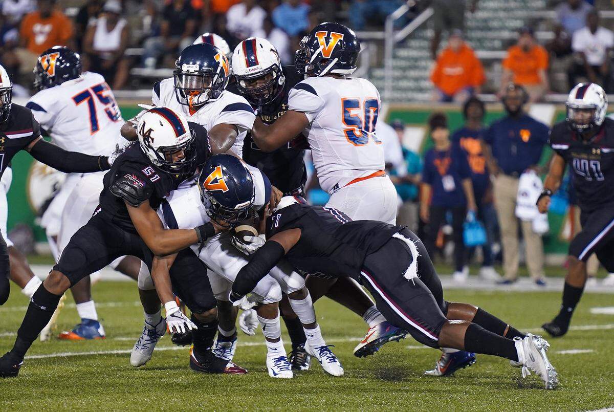 Mallard Creek’s defense held Vance to one touchdown in a physical 20-7 win at UNC Charlotte’s Richardson Stadium on Saturday.