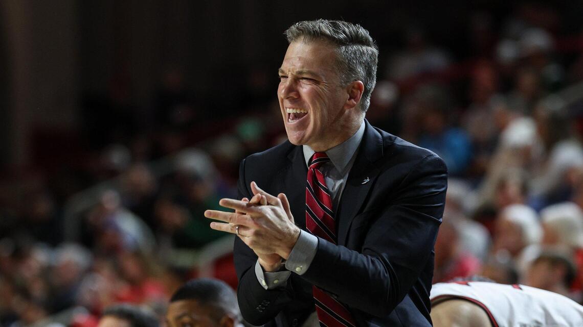 Davidson edges Charlotte in annual rivalry game, showing potential of this Wildcats team