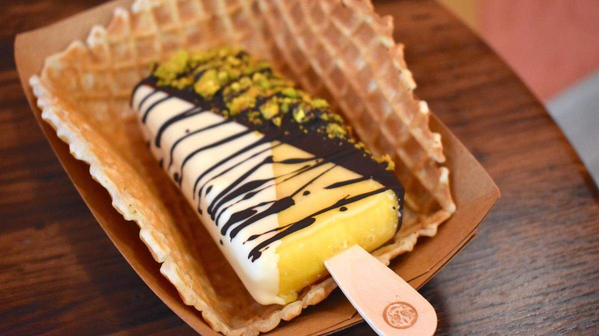 Morelia Gourmet Paletas can be dipped, drizzled and covered in your preferred topping. An added bonus is that it can rest in a fresh waffle bowl.