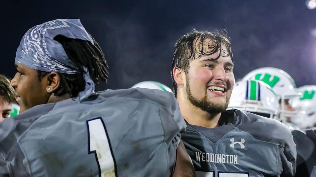 Weddington Celebrates As They Advance To The Next Round Of Playoffs