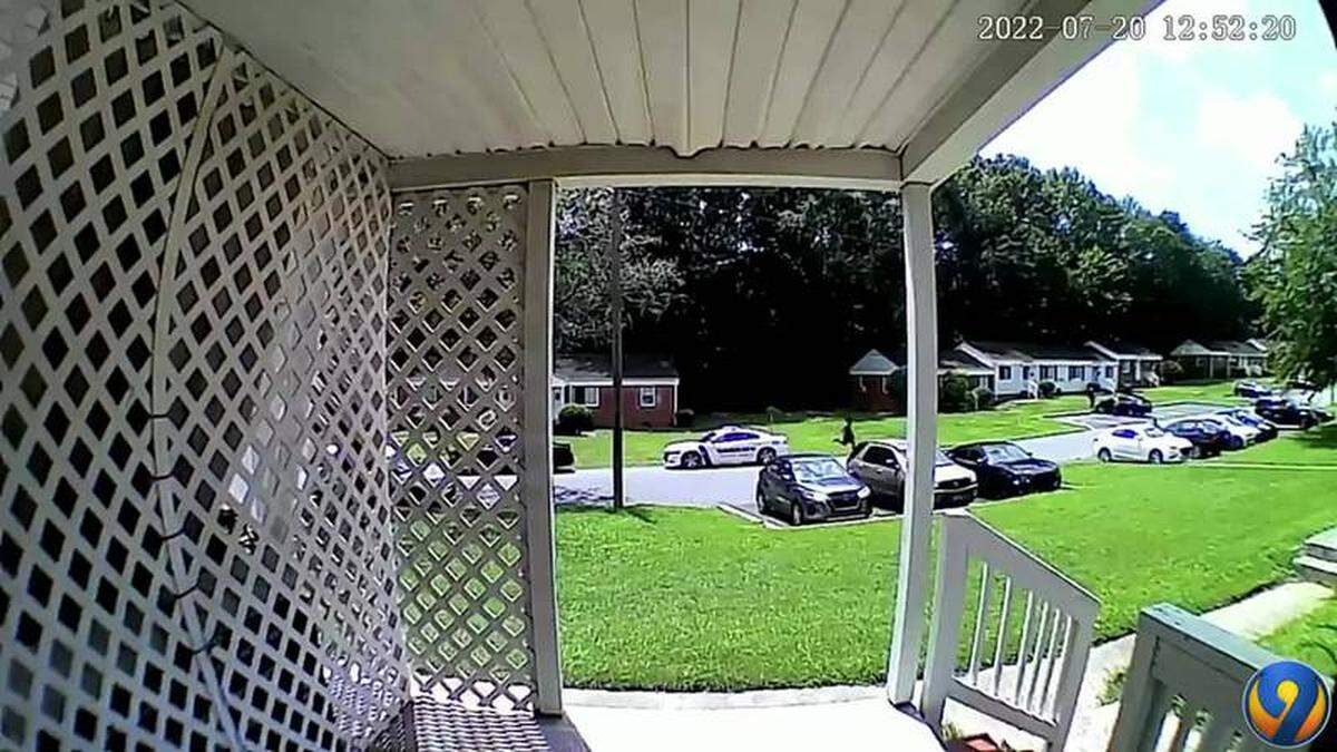 A Gastonia resident’s 20-second video shows the moments that led to the shooting death of Jason Lipscomb, 21, by police officers on Wednesday, July 20.