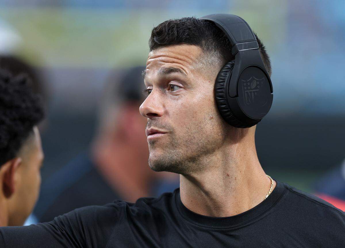 Carolina Panthers head coach Dave Canales never wears a hat or sunglasses during practices or games, believing that helps him communicate more clearly with the players.