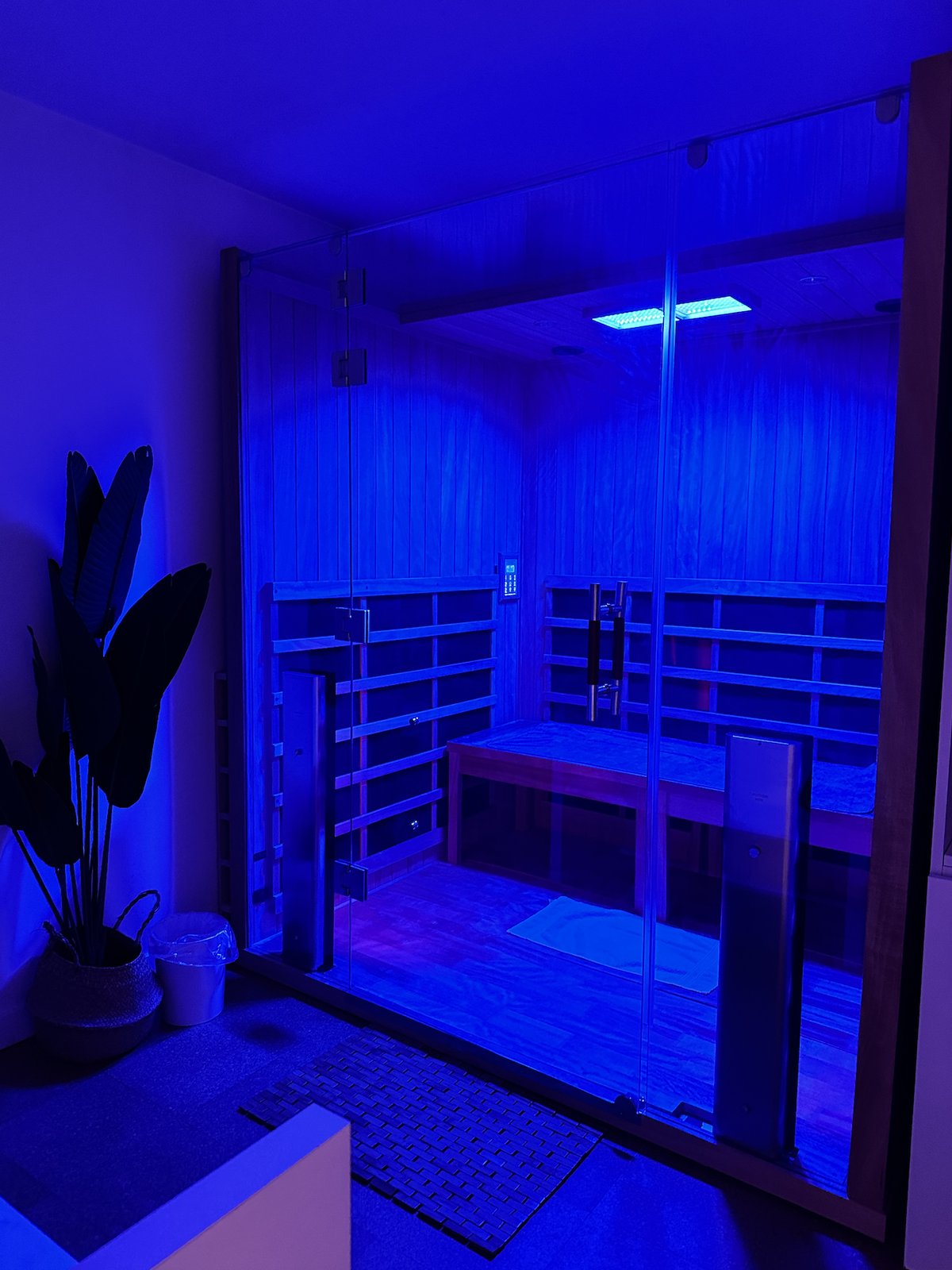 Mood House offers infrared sauna sessions.
