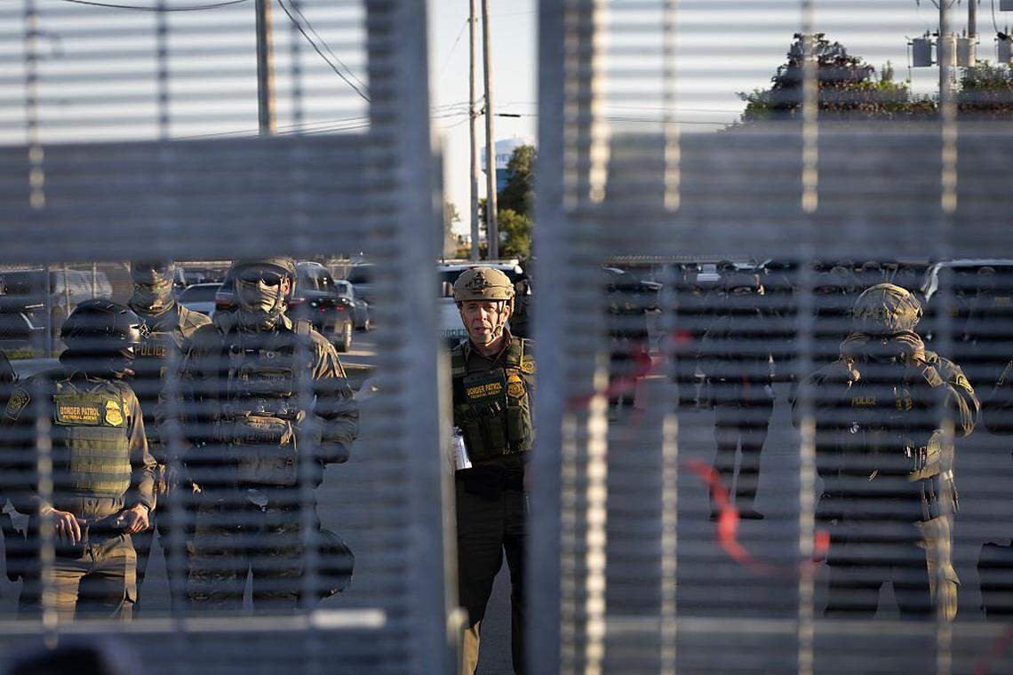 BROADVIEW, ILLINOIS - SEPTEMBER 27: U.S. Border Patrol Chief Greg Bovino leads his troop as they confront demonstrators outside of an immigrant processing center on September 27, 2025 in Broadview, Illinois. The demonstrators were protesting a recent surge in ICE apprehensions in the Chicago area, part of a push by the Trump administration dubbed Operation Midway Blitz. (Photo by Scott Olson/Getty Images)