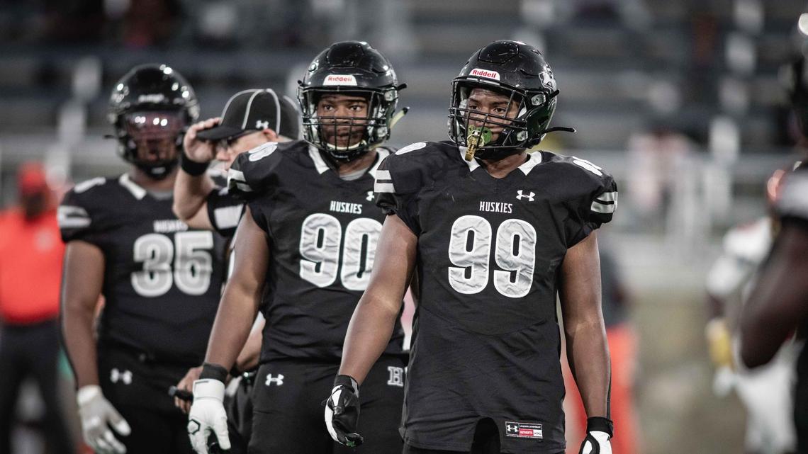 The Hough Huskies would defeat conference rival the JC Cougars 16-10 at Memorial Stadium Friday September 24, 2021.