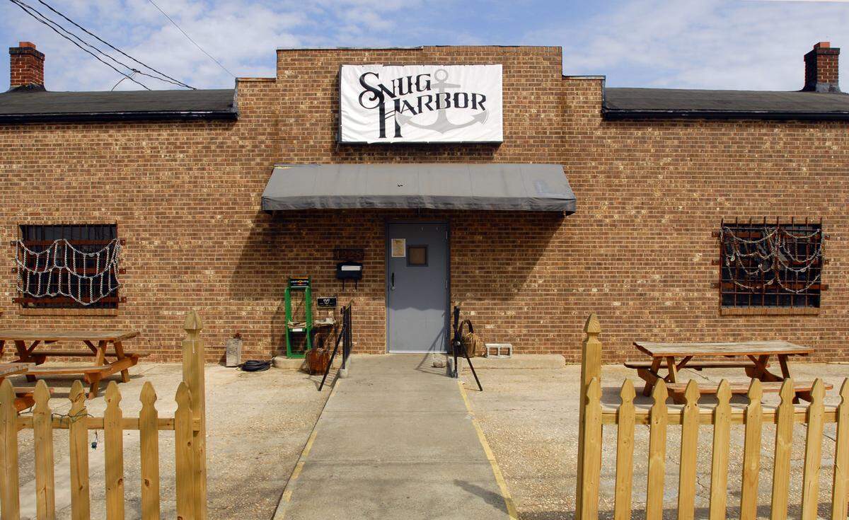 Snug Harbor, a bar in the Plaza Midwood area.