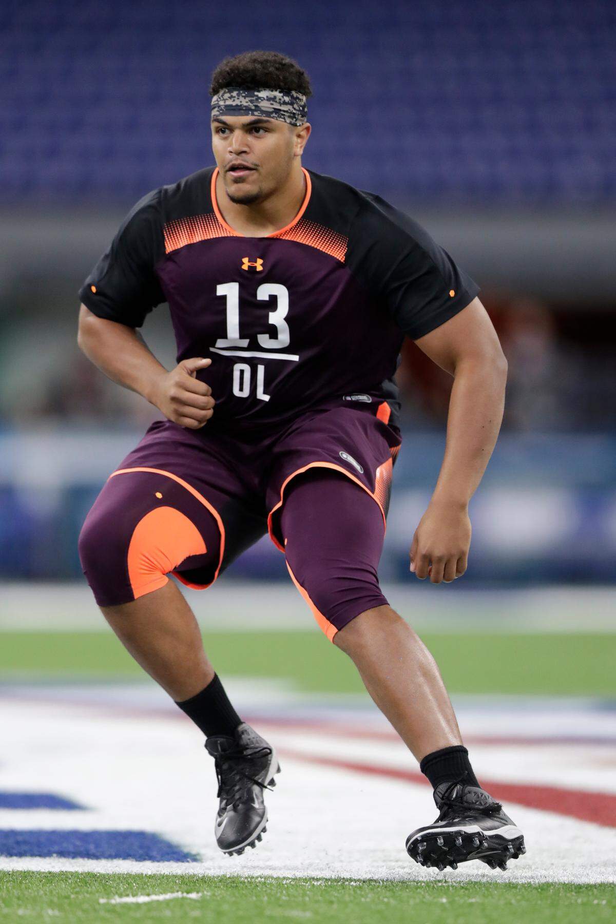 Washington State offensive lineman Andre Dillard has the experience to step into Carolina’s starting unit from day one.