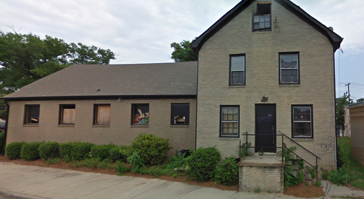 1212 Pecan Avenue in June 2009.