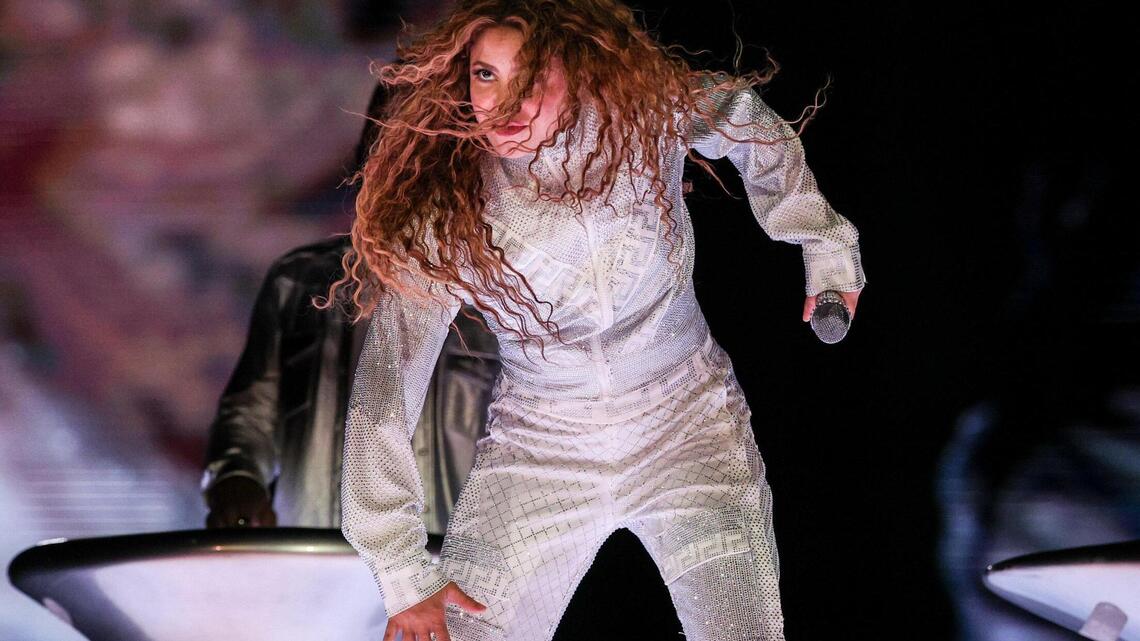 Review: Shakira’s Charlotte show was a long time coming. Was it worth the wait?