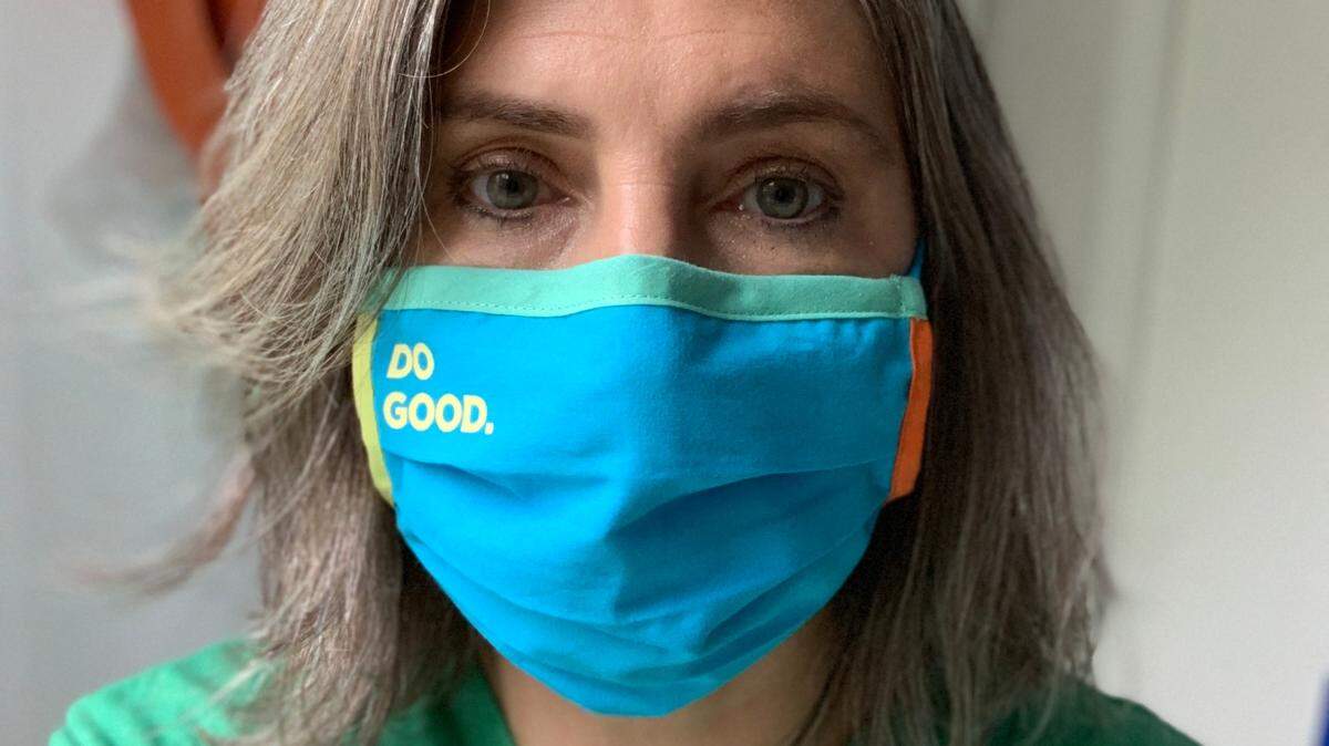 Jenny Vallimont took a COVID-19 test as a precaution before heading to visit her husband’s parents and was surprised to get an email five days later saying she was positive. 