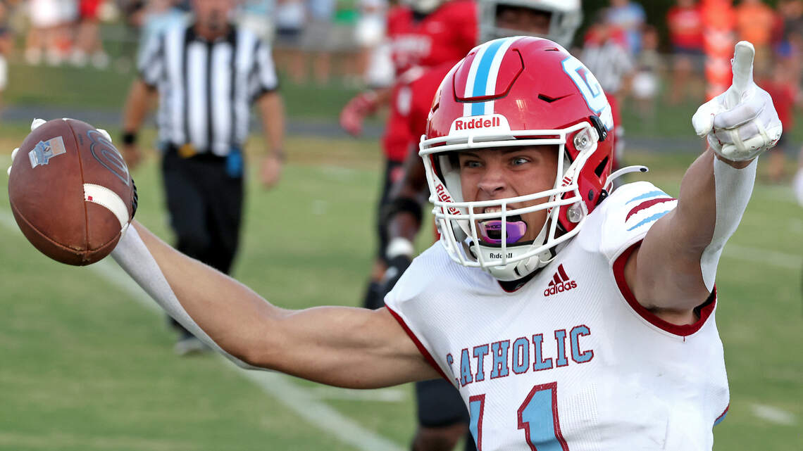 NC High School Football: Catholic routs South Meck | Charlotte Observer