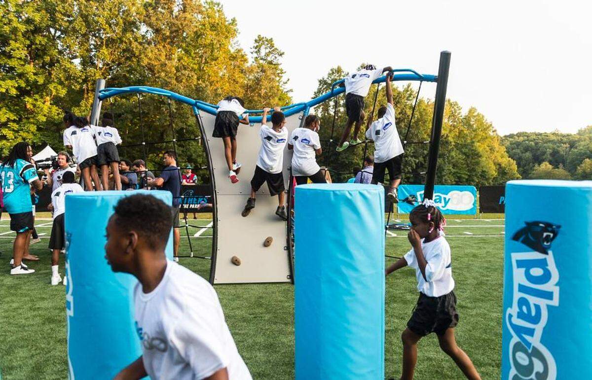Reedy Creek Nature Center and Preserve offers an NFL-sponsored Play 60 Challenge Course.