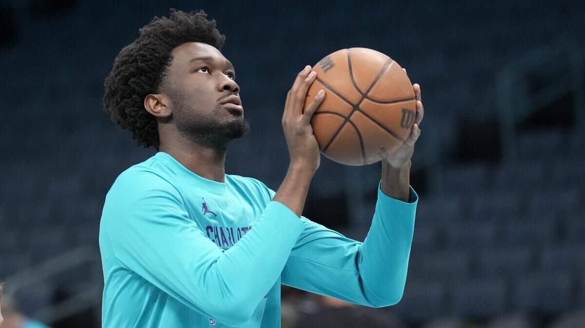 Charlotte Hornets center Mark Williams (5) during pregame warm ups against the Toronto Raptors at the Spectrum Center. 