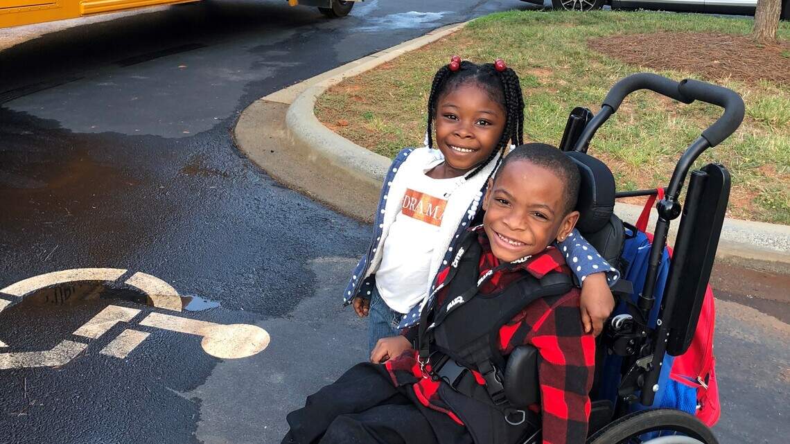 Christmas help from strangers is ‘just a blessing’ for mom and her kids